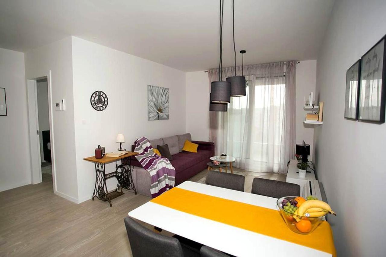 Apartment Sweet Daisy With Parking Zadar Exterior photo