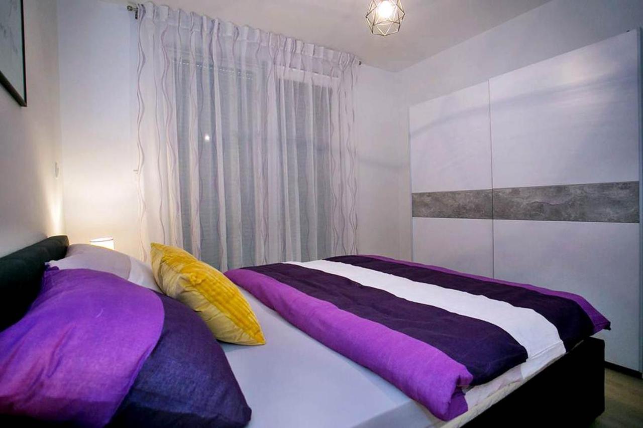 Apartment Sweet Daisy With Parking Zadar Exterior photo