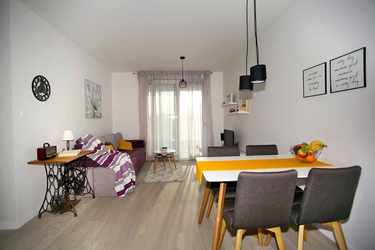 Apartment Sweet Daisy With Parking Zadar Exterior photo